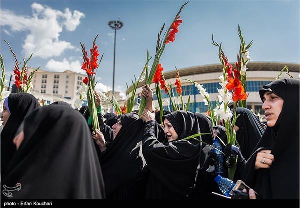 مراسم تشییع و خاکسپاری دو شهید گمنام در شهرک قائم تهران 13