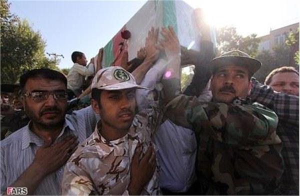 تشییع و خاکسپاری یک شهید گمنام در حوزه علمیه خواهران یزد