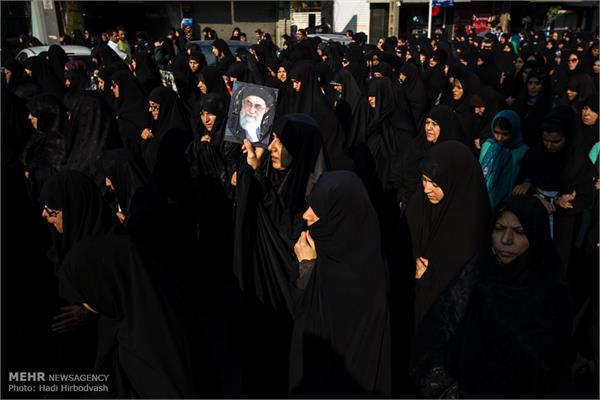 مراسم تشییع پیکر سه شهید گمنام دفاع مقدس در تهران 20