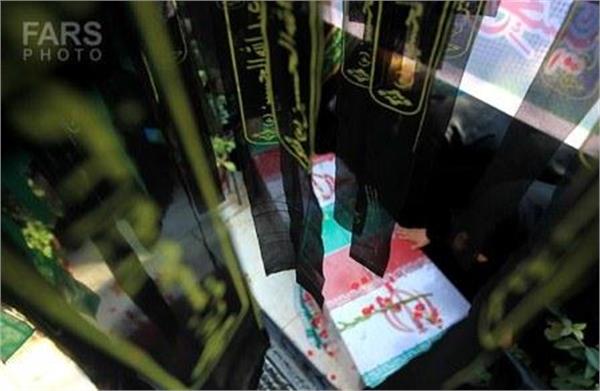 تشییع و خاکسپاری دو شهید گمنام در دانشکده فنی دختران ولی عصر(عج)