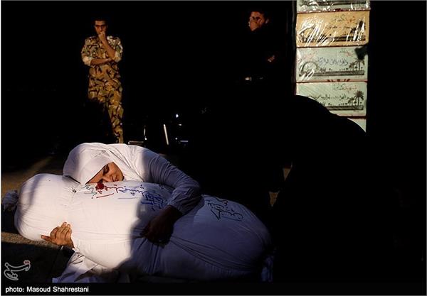 وداع با پیکر شهید تازه تفحص شده جمشید آقاجانی 2