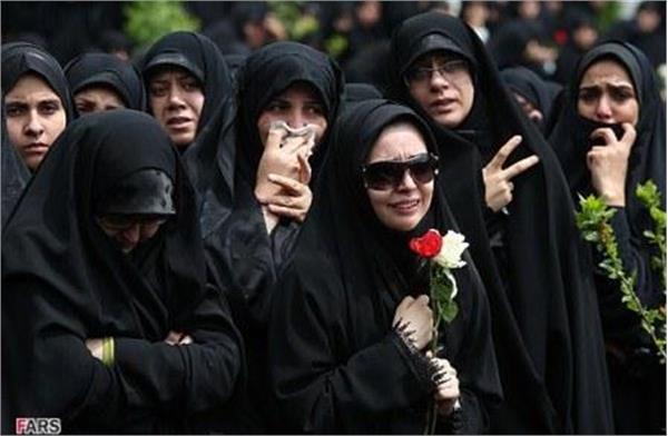 تشییع و خاکسپاری در دانشگاه علوم پزشکی دانشگاه بهشتی