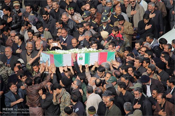 تشییع شهدای گمنام در بیرجند 1
