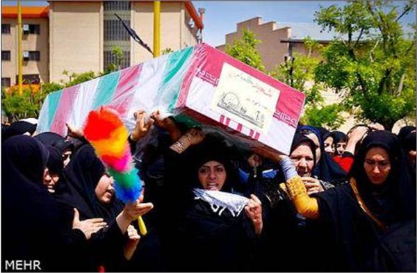 تشییع و خاکسپاری شهدای گمنام در دانشگاه آزاد تاکستان