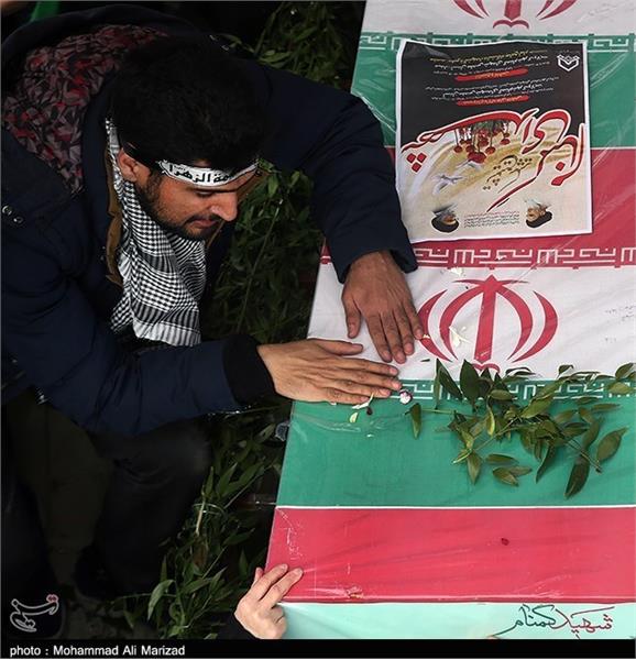 تشییع دو شهید گمنام در دانشگاه جامع امام حسین (ع) 15