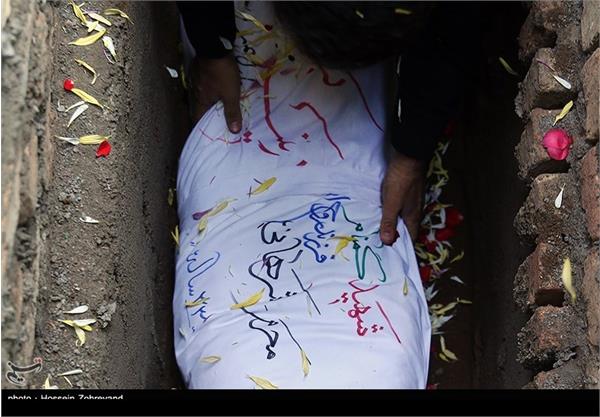 تشییع دو شهید گمنام در محله خراسان تهران 5