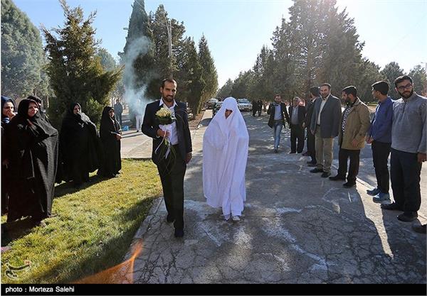آغاز زندگی مشترک در کنار قبور شهدای گمنام - اصفهان 15