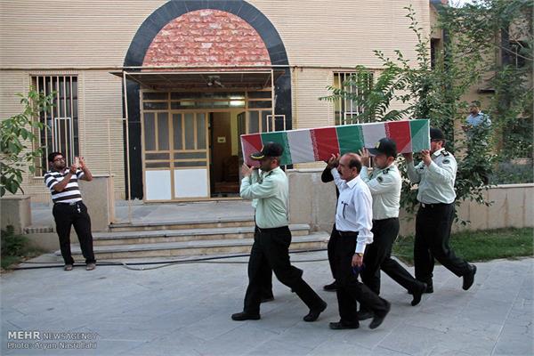 استقبال از شهدای گمنام در سروآباد و سنندج‎ 14