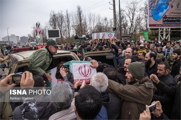 تشییع پیکر شهدای دفاع مقدس در کشور 1