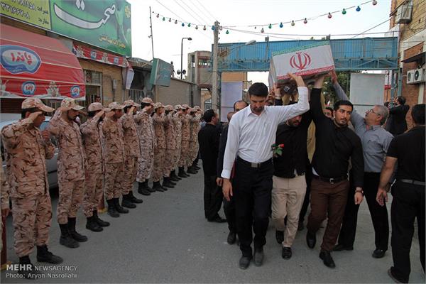 استقبال از شهدای گمنام در سروآباد و سنندج‎ 11