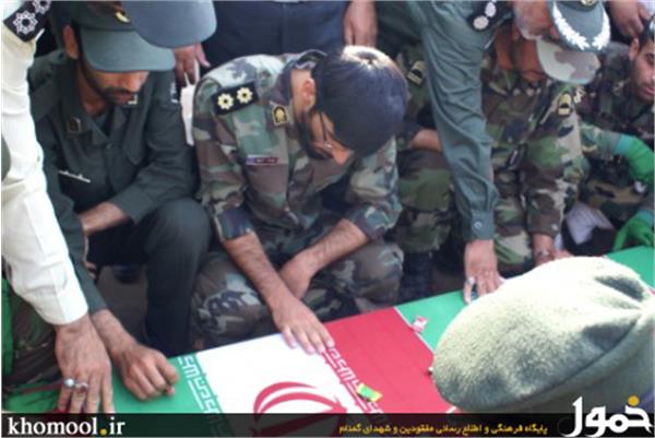 گزارش تصویری تجدید پیمان با شهید گمنام (یزد)