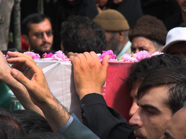 توسل به شهید