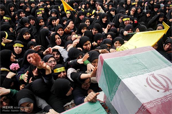 تشییع پیکر یازده شهید دفاع مقدس در مشهد 13