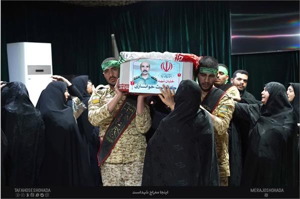 وداع با پیکرهای مطهر شهیدان "کیومرث خوانساری" ، "جعفر فیضی پور" ، "ابراهیم ابراهیم زاده" - 29 دی 1403 8