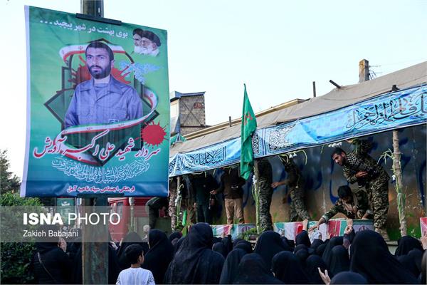 استقبال از پیکر شهدای دفاع مقدس در آمل 19