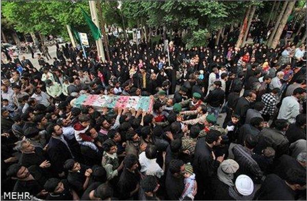 تشییع و خاکسپاری شهدای گمنام در اردکان یزد