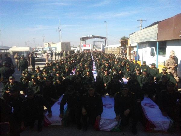 ورود پیکر پاک 98 شهید دفاع‌ مقدس به کشور 11