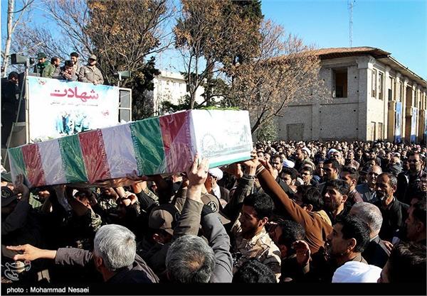 تشییع و تدفین پیکر های سه شهید گمنام در گرگان 1