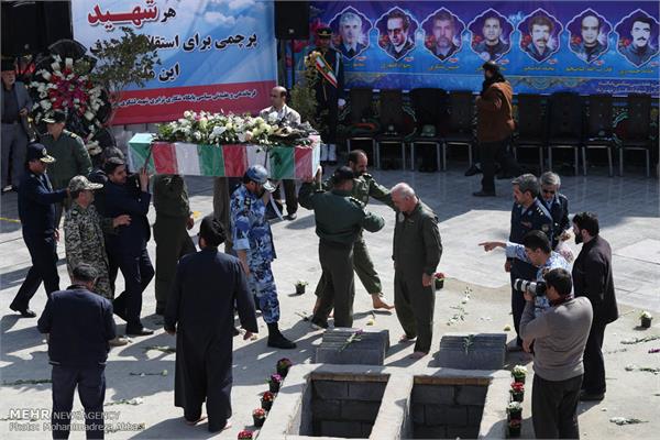 مراسم تشییع پیکر ۲ شهید گمنام در پایگاه هوایی شهید لشگری 20