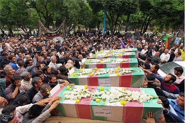 تشییع و خاکسپاری 5 شهید گمنام در استان اصفهان 8