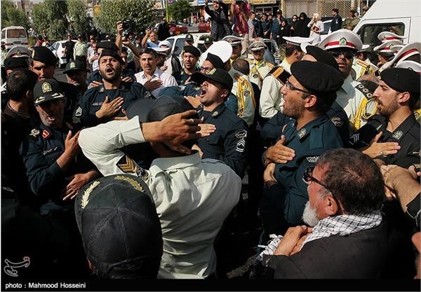 تشییع پیکر شهید تازه تفحص شده علی طالب زاده 3