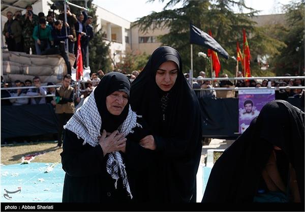 تشییع پیکر شهید گمنام ۱۸ساله - البرز 28