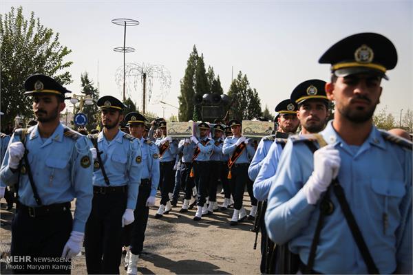 مراسم تشییع پیکر دو شهید گمنام در شهرک آسمان 7