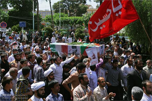 حضور خانواده شهید تازه شناسایی شهید سید ابوالفضل شیخ زاده در استان قم 10