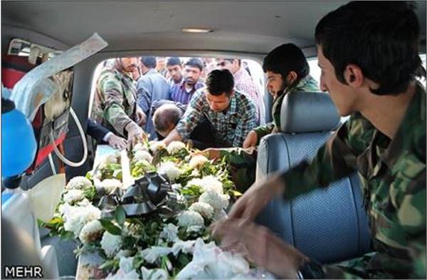 استقبال از دو شهید گمنام در بندر عباس