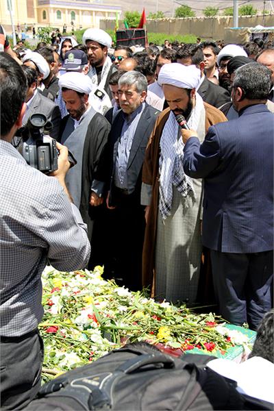 تشییع و خاکسپاری دو شهید گمنام در دانشگاه آزاد پرند 23