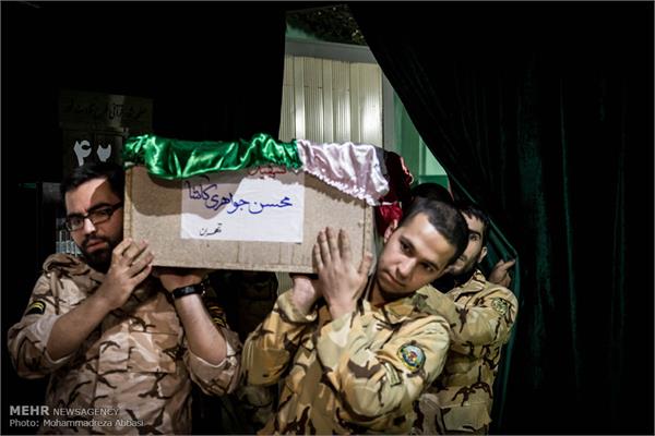 اولین دیدار خانواده شهید تازه تفحص شده در معراج شهداء 3