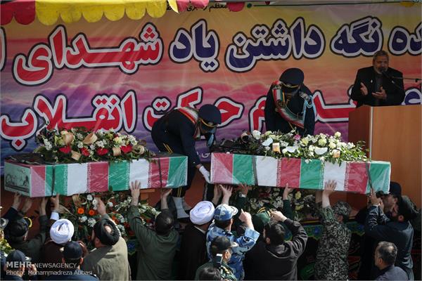 مراسم تشییع پیکر ۲ شهید گمنام در پایگاه هوایی شهید لشگری 19