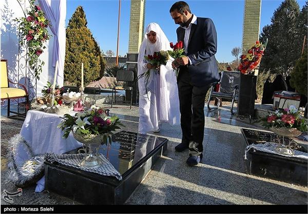 آغاز زندگی مشترک در کنار قبور شهدای گمنام - اصفهان 2