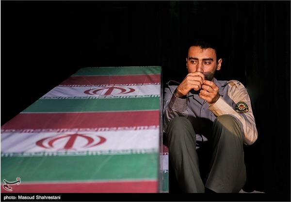 وداع با پیکر شهید تازه تفحص شده جمشید آقاجانی 12