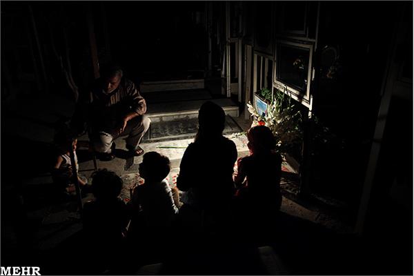 افطار در جوار مزار شهدای گمنام