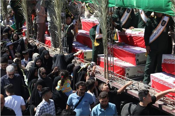 آئین استقبال از پیکرهای مطهر 35 شهید تازه تفحص شده در پایانه مرزی شهید سلیمانی مرز مهران - 5 مهر ماه 1403 15