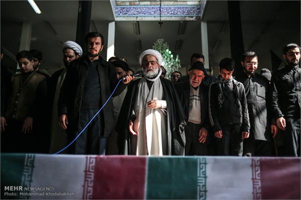 مراسم تشییع و تدفین پیکر دو شهید گمنام در مدرسه علمیه مروی 10