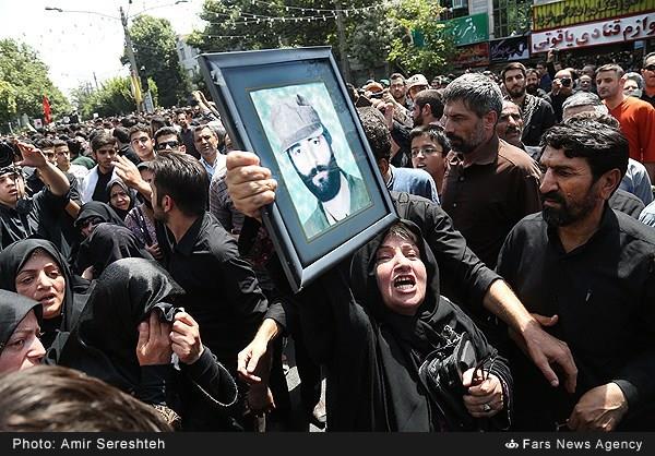 تشییع پیکر مطهر شهید غواص سیدجلیل میری‌ورکی 17