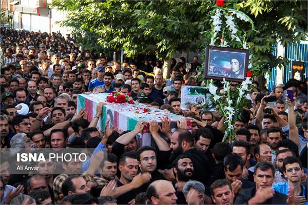 تشییع پیکر شهید سیدناصر ناصری در شهر هشجین -اردبیل 5