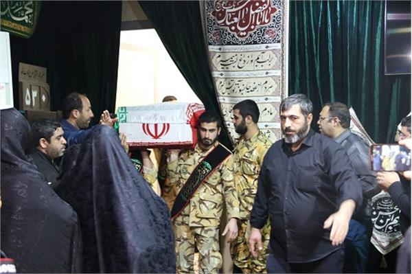وداع خانواده شهید مدافع حرم "وحید فرهنگی والا" در معراج شهدا 1