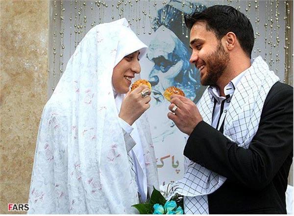 عقد آسمانی در جوار قبور شهدای گمنام