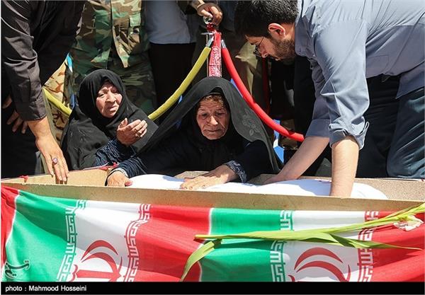 تشییع و تدفین پیکر شهید گمنام در ستاد دژبان کل ارتش 15