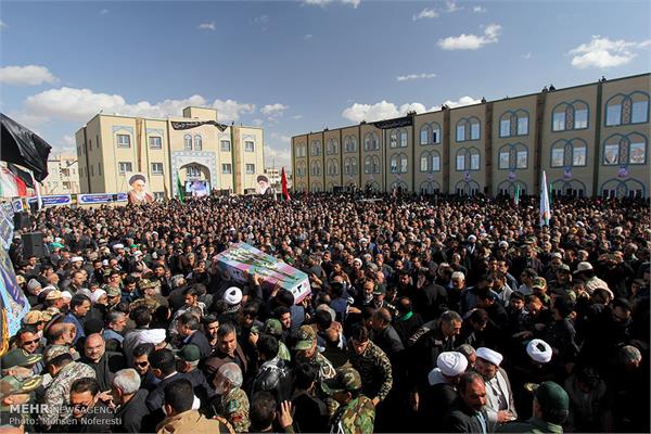 مراسم تشییع شهدای گمنام در سالروز شهادت حضرت زهرا(س) در بیرجند 11