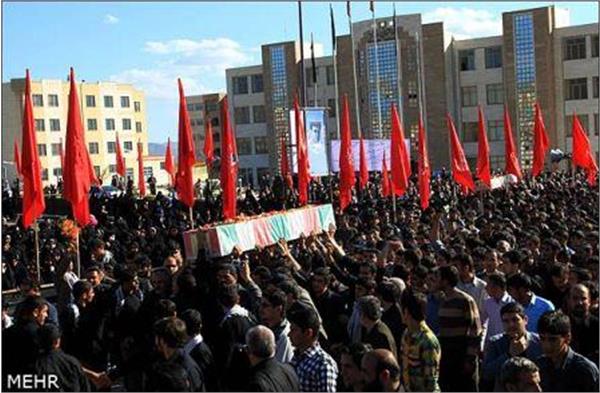 تشییع و خاکسپاری در دانشگاه آزاد زنجان