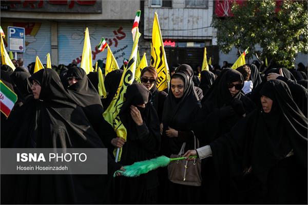 تشییع پیکر ۱۹شهید گمنام دفاع مقدس و یک شهید مدافع حرم در مشهد 2