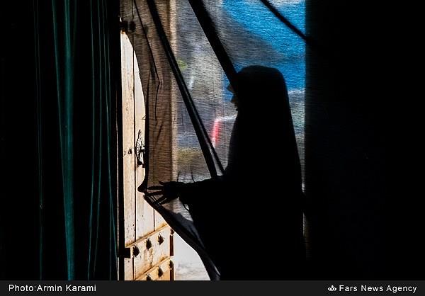 اولین دیدار خانواده شهید حیدری با فرزند شهیدشان 12