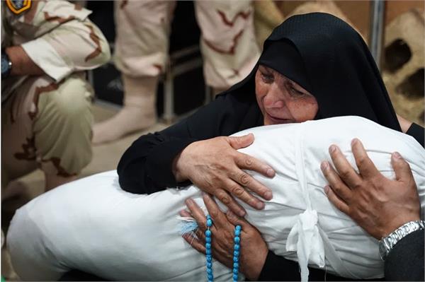 وداع با پیکر ۹ شهید مرزبان تازه تفحص شده در معراج شهدا - 4 بهمن 1403 5
