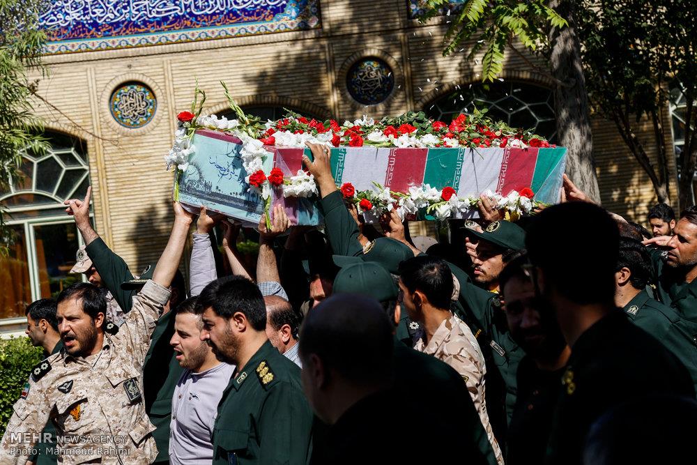 تشییع پیکر شهید گمنام در ستاد یگان صابرین سپاه 1