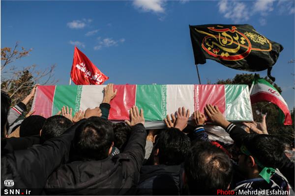 تشییع و تدفین شهید گمنام در کوی دانشگاه تهران 23