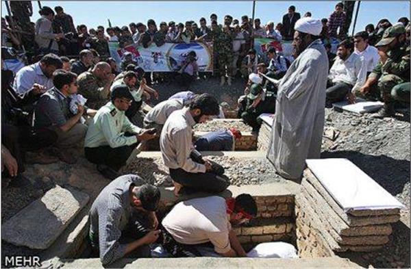 تشییع و خاکسپاری شهدای گمنام در شهر طرقبه استان خراسان رضوی
